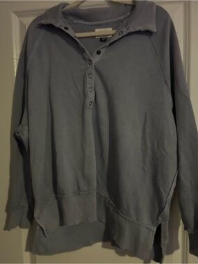 American Eagle Outfitters Light Blue Pullover Henley Sweatshirt